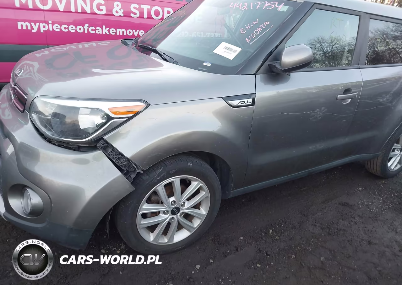 2019 Kia Soul + VIN:KNDJP3A59K7631934 - 6