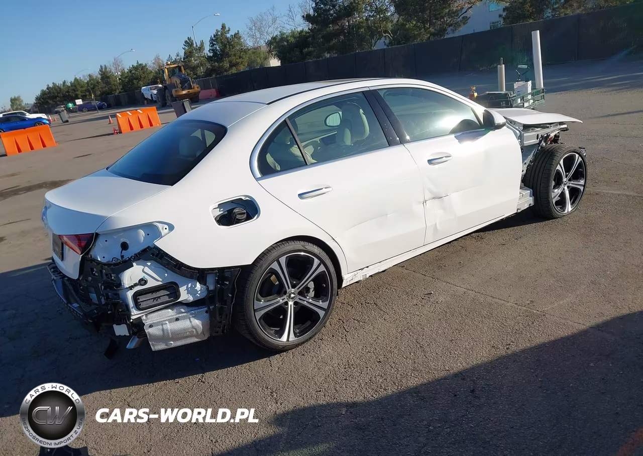 2025 Mercedes-Benz C 300 VIN:W1KAF4GB0SR276054 - 4