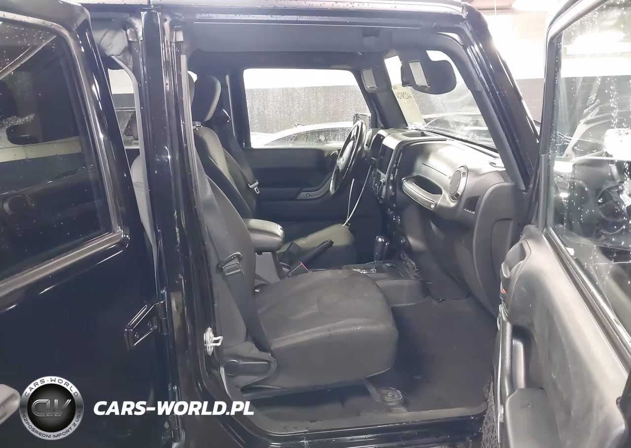 2016 Jeep Wrangler Unlimited Willys Wheeler VIN:1C4BJWDG4GL188157 - 5