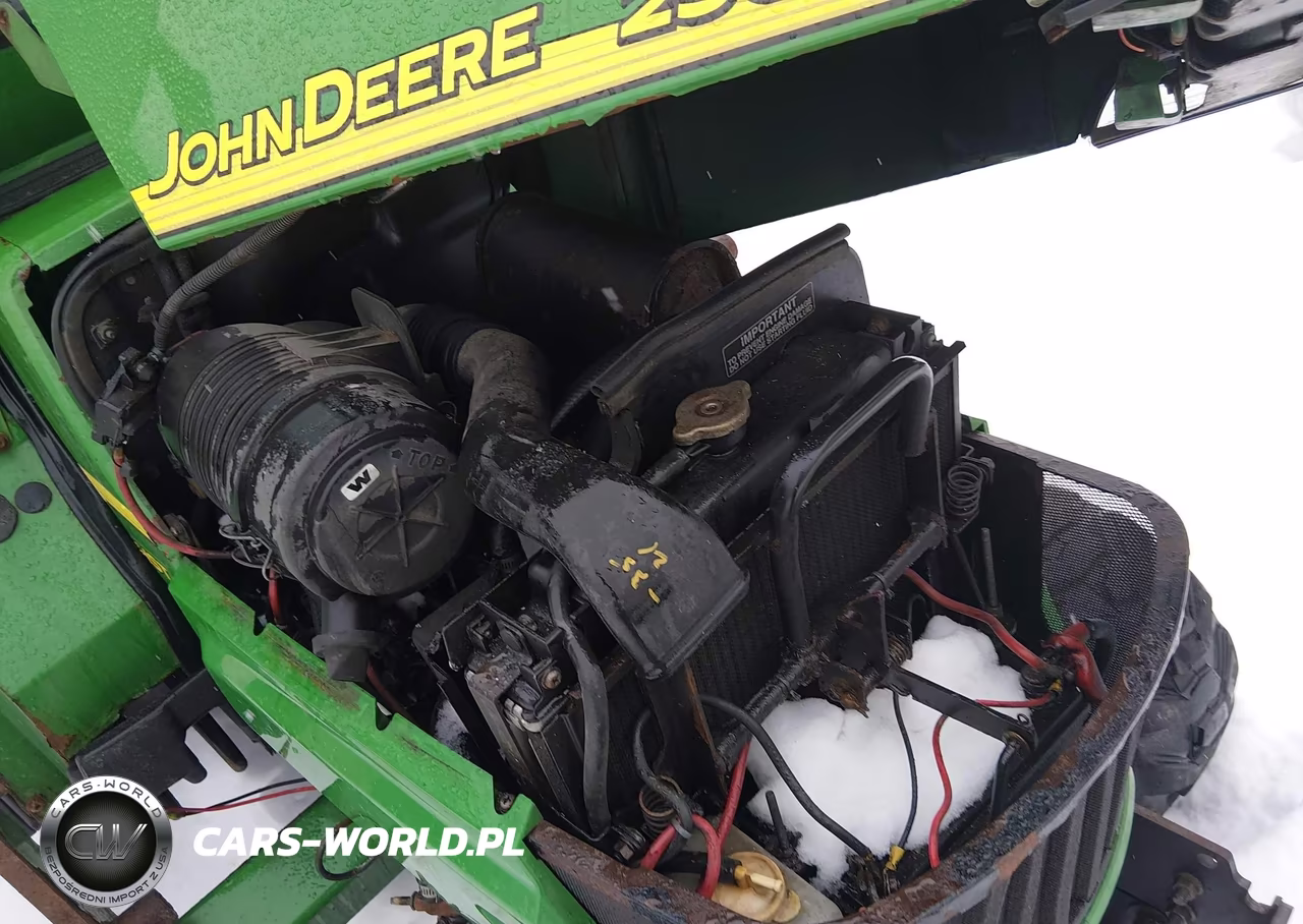 2008 John Deere Tractor VIN:LV2305H422484 - 10