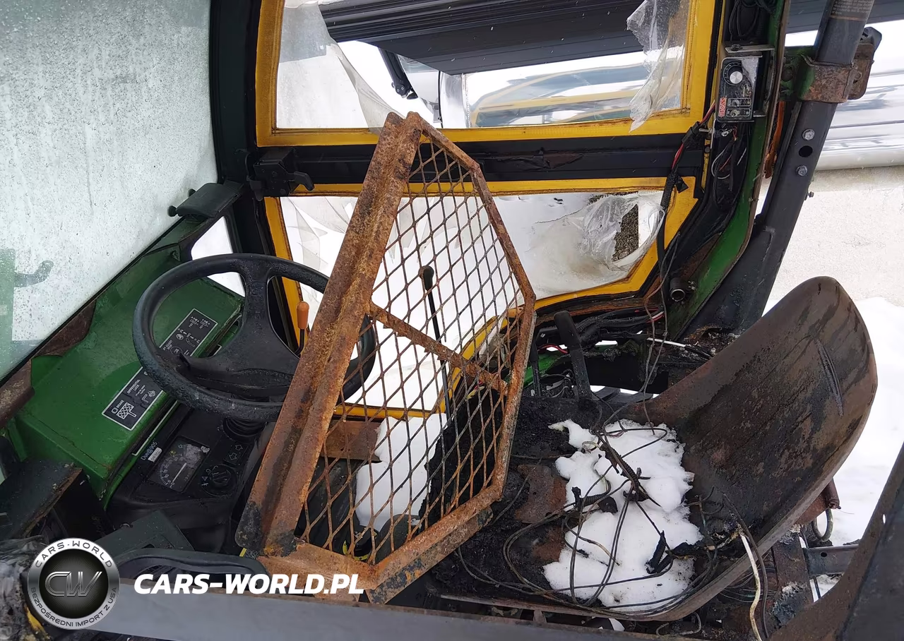 2008 John Deere Tractor VIN:LV2305H422484 - 5