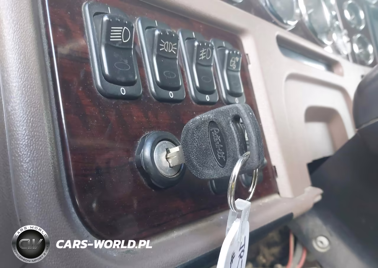 2018 Peterbilt 389 VIN:1XPXD49X1JD433524 - 10