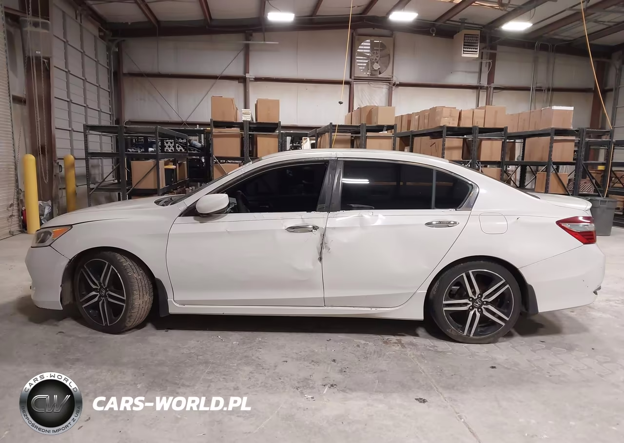 2016 Honda Accord Sport VIN:1HGCR2F56GA046780 - 14