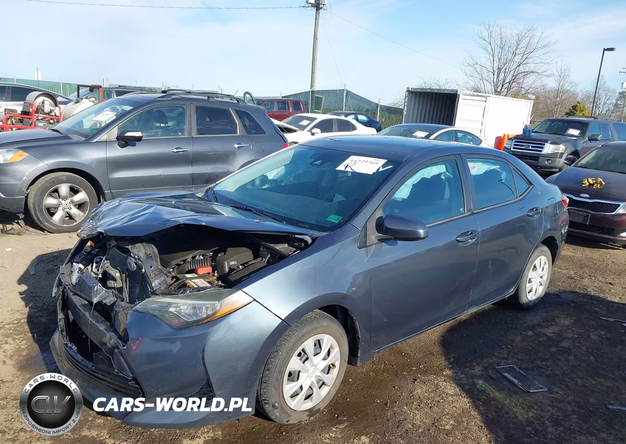 2017 Toyota Corolla L VIN:5YFBURHE7HP662726 - 2