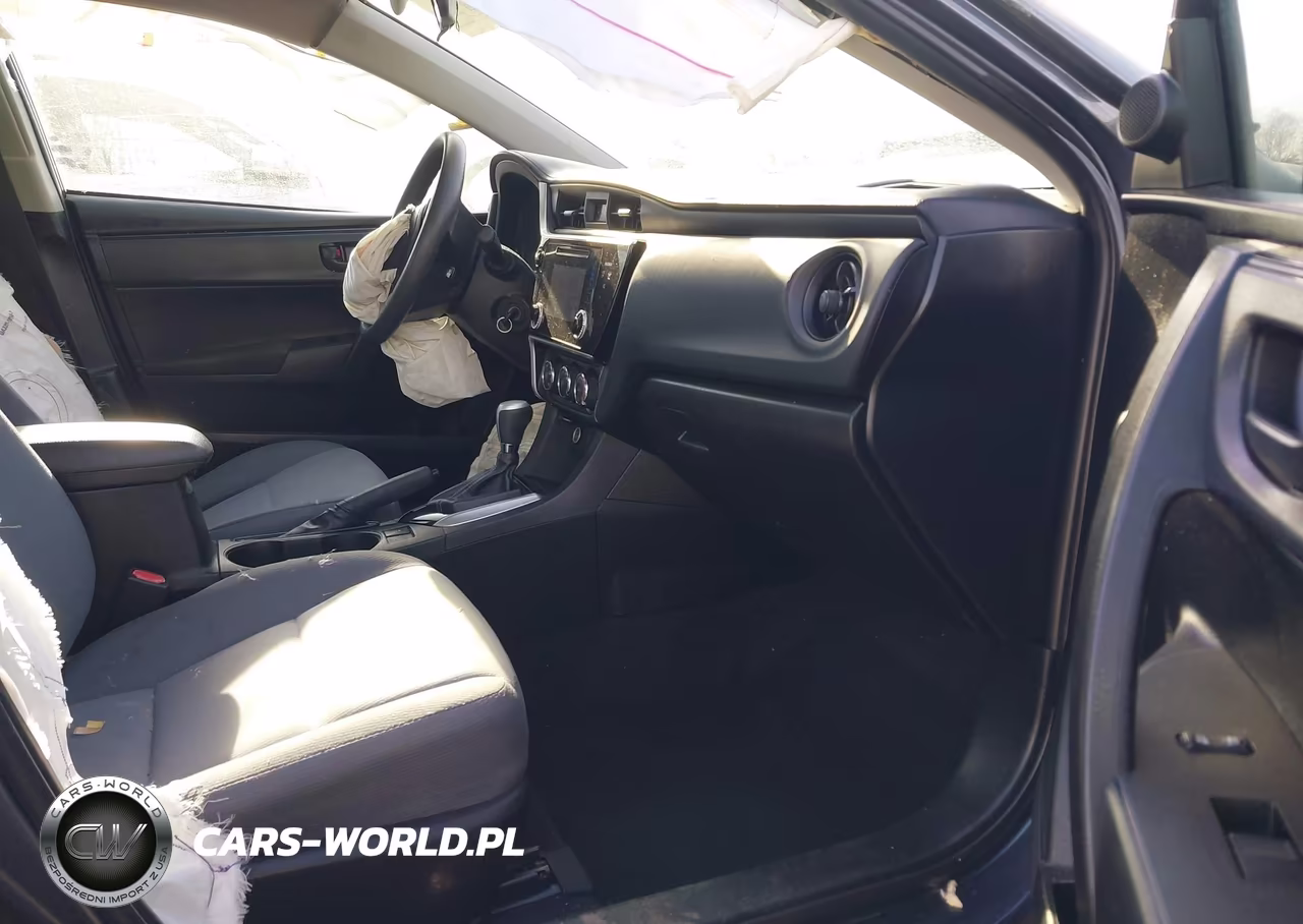 2017 Toyota Corolla L VIN:5YFBURHE7HP662726 - 5