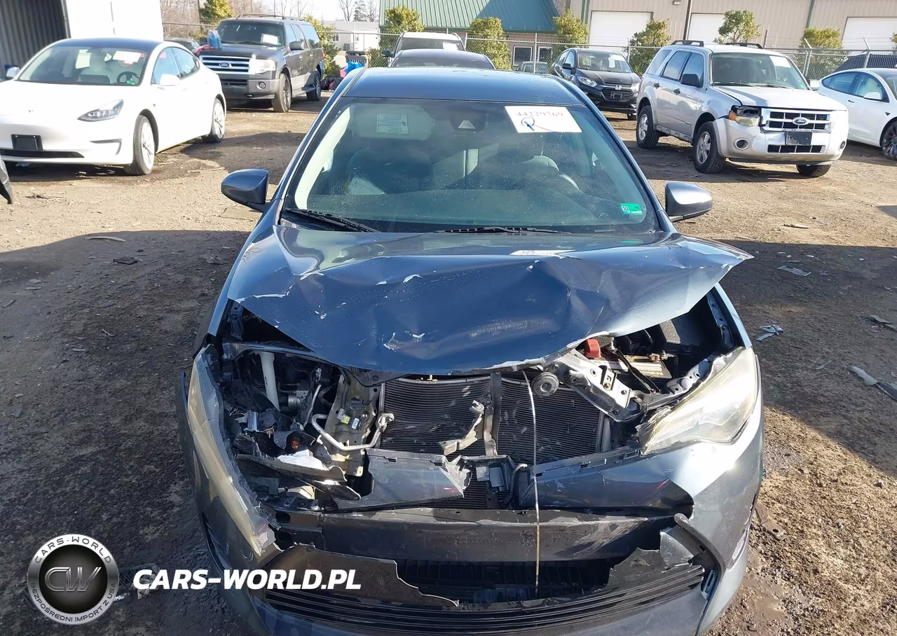 2017 Toyota Corolla L VIN:5YFBURHE7HP662726 - 6