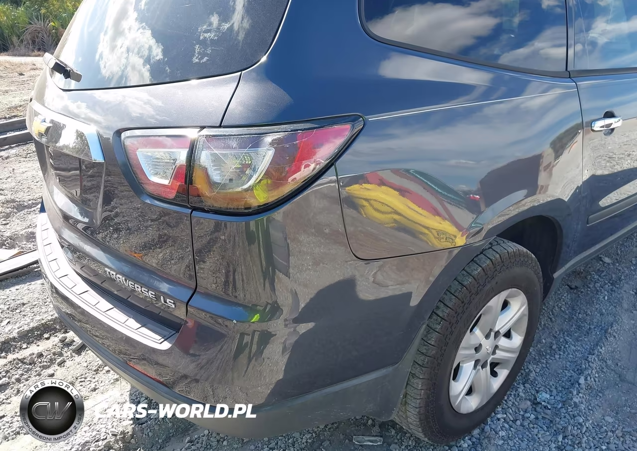 2014 Chevrolet Traverse Ls VIN:1GNKRFED8EJ196887 - 12