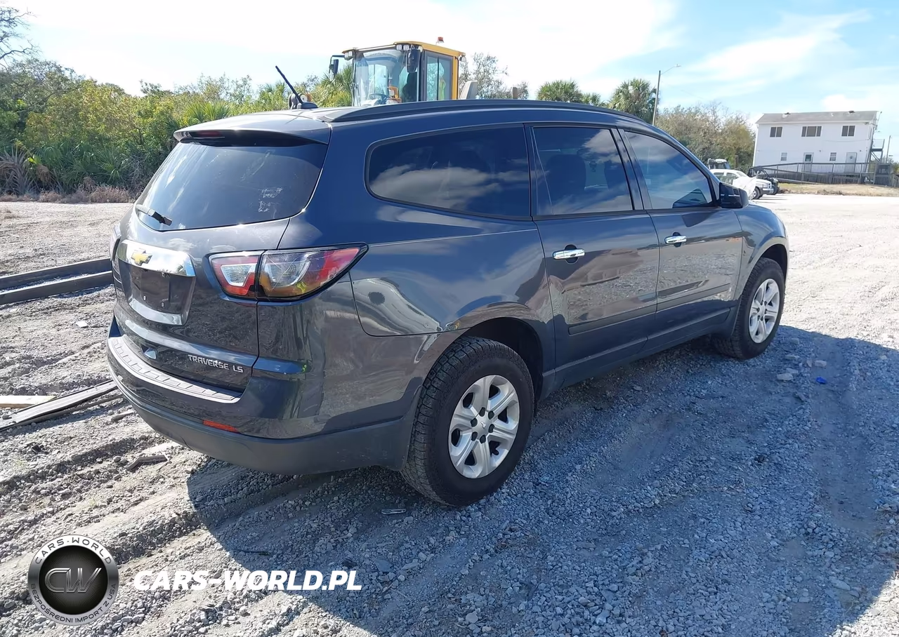 2014 Chevrolet Traverse Ls VIN:1GNKRFED8EJ196887 - 4
