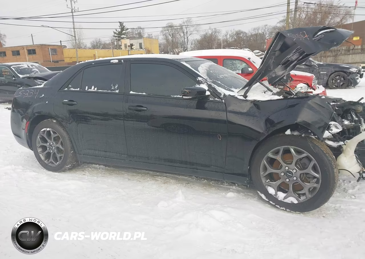 2015 Chrysler 300 300S VIN:2C3CCAGG8FH899499 - 12