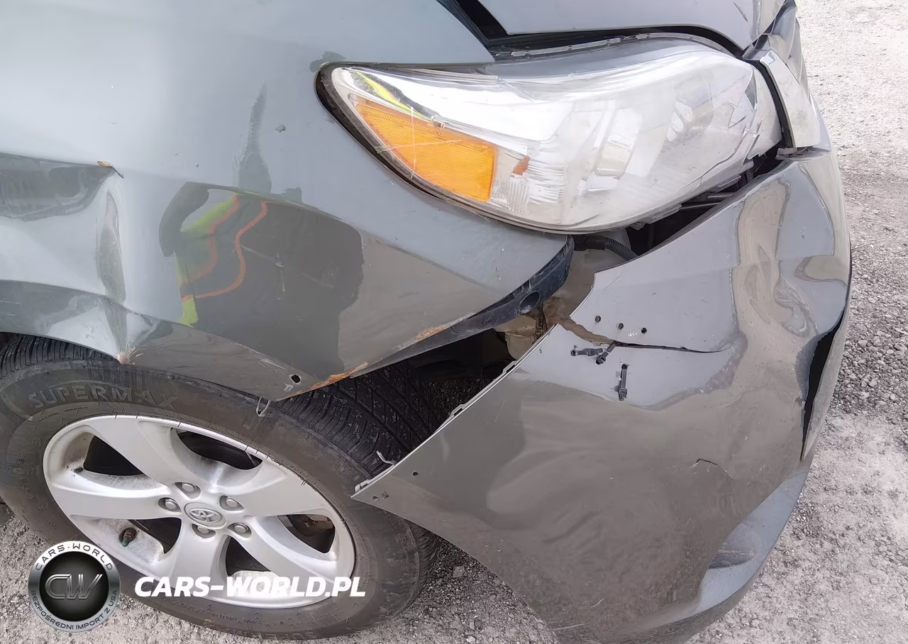 2014 Toyota Sienna Le V6 8 Passenger VIN:5TDKK3DC3ES441232 - 12