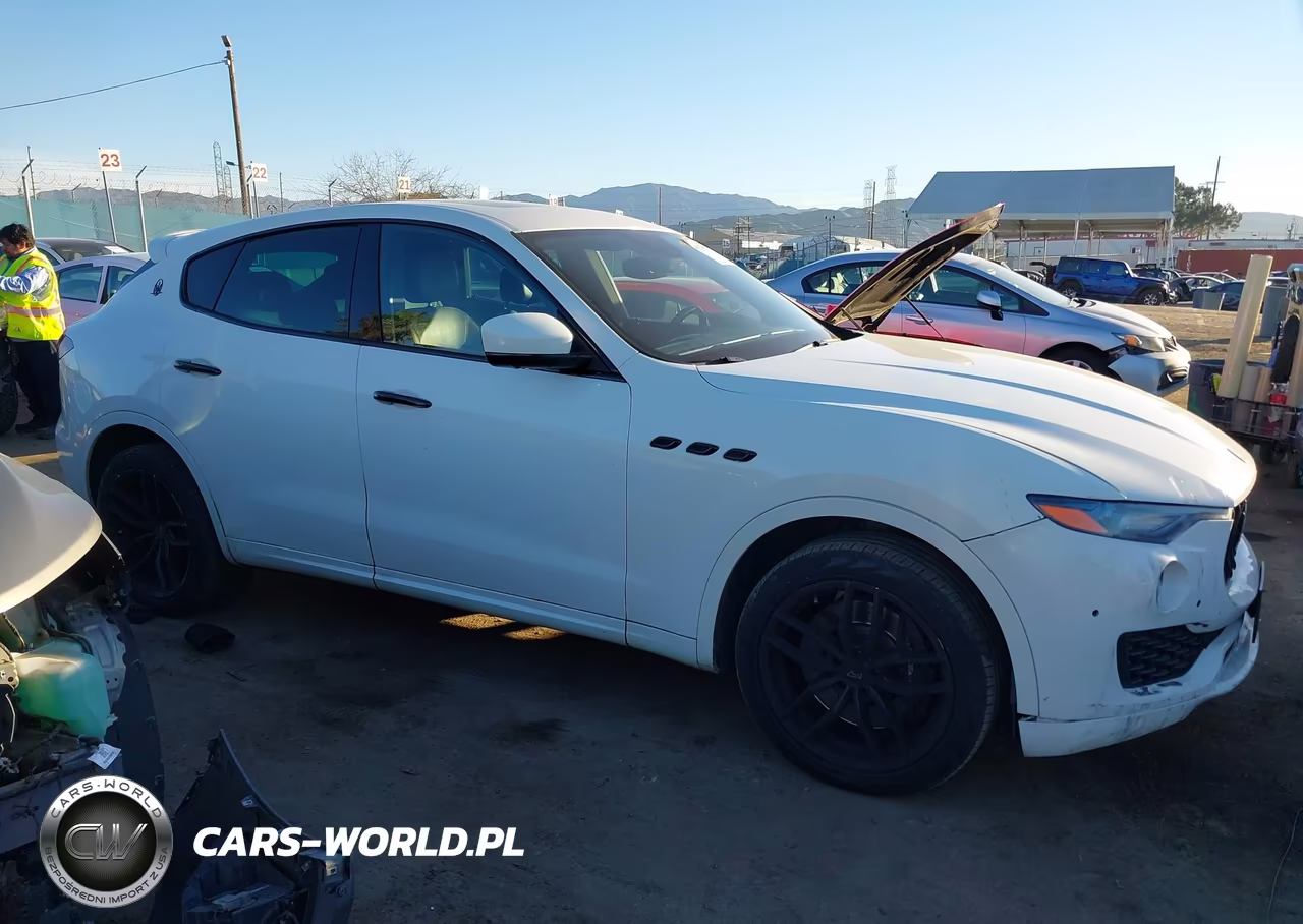 2020 Maserati Levante S VIN:ZN661YUA4LX344742 - 14