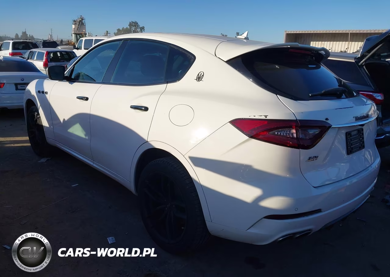 2020 Maserati Levante S VIN:ZN661YUA4LX344742 - 3