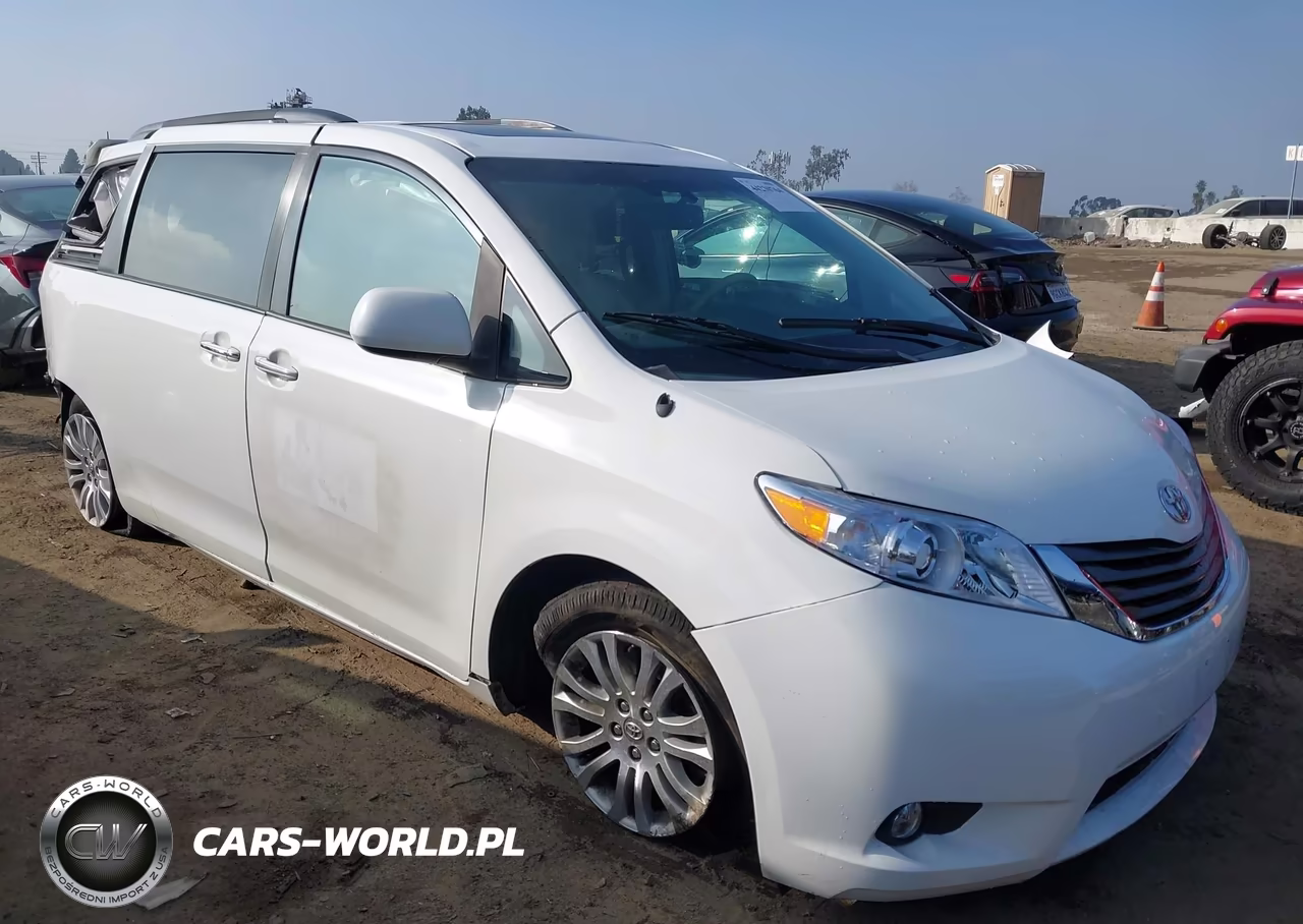 2014 Toyota Sienna Xle V6 8 Passenger