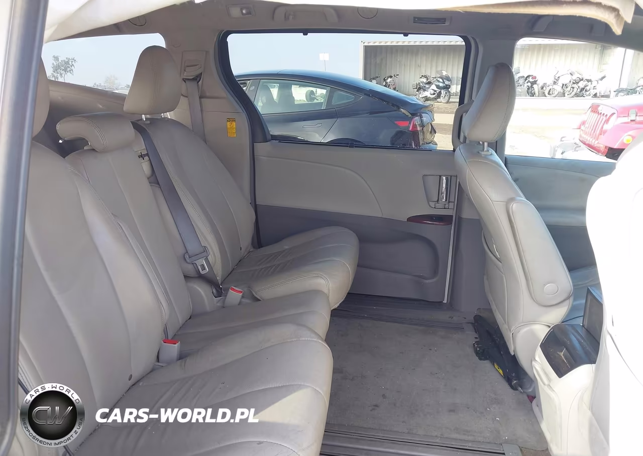 2014 Toyota Sienna Xle V6 8 Passenger VIN:5TDYK3DC4ES522119 - 8