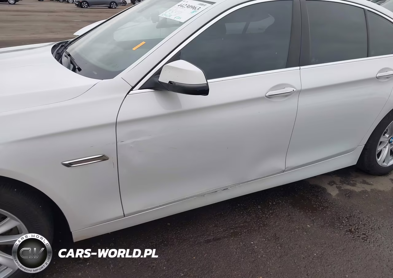 2016 BMW 528I VIN:WBA5A5C50GD527575 - 17