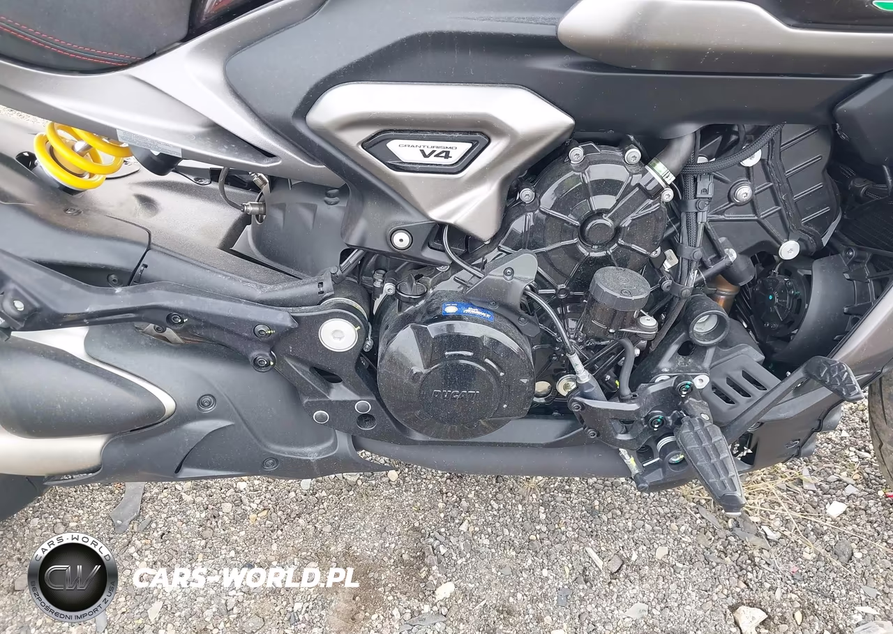 2026 Ducati Xdiavel V4 VIN:ZDMGAV1W0TB002209 - 8