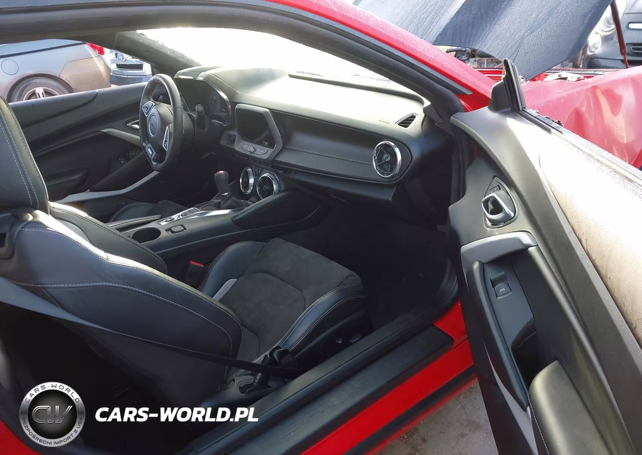 2019 Chevrolet Camaro 1Ss VIN:1G1FE1R74K0153090 - 5