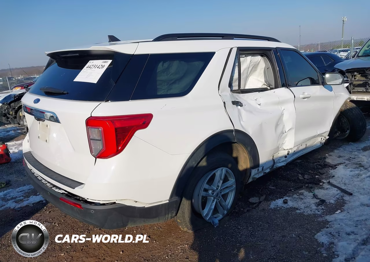 2021 Ford Explorer Xlt VIN:1FMSK7DH4MGA61176 - 4