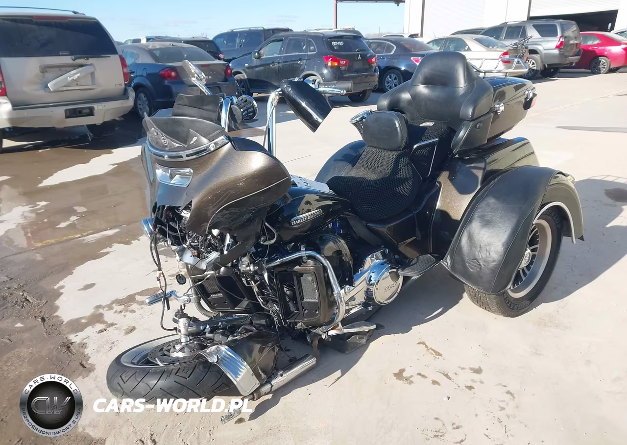 2020 Harley-Davidson Flhtcutg VIN:1HD1MAF15LB855038 - 2