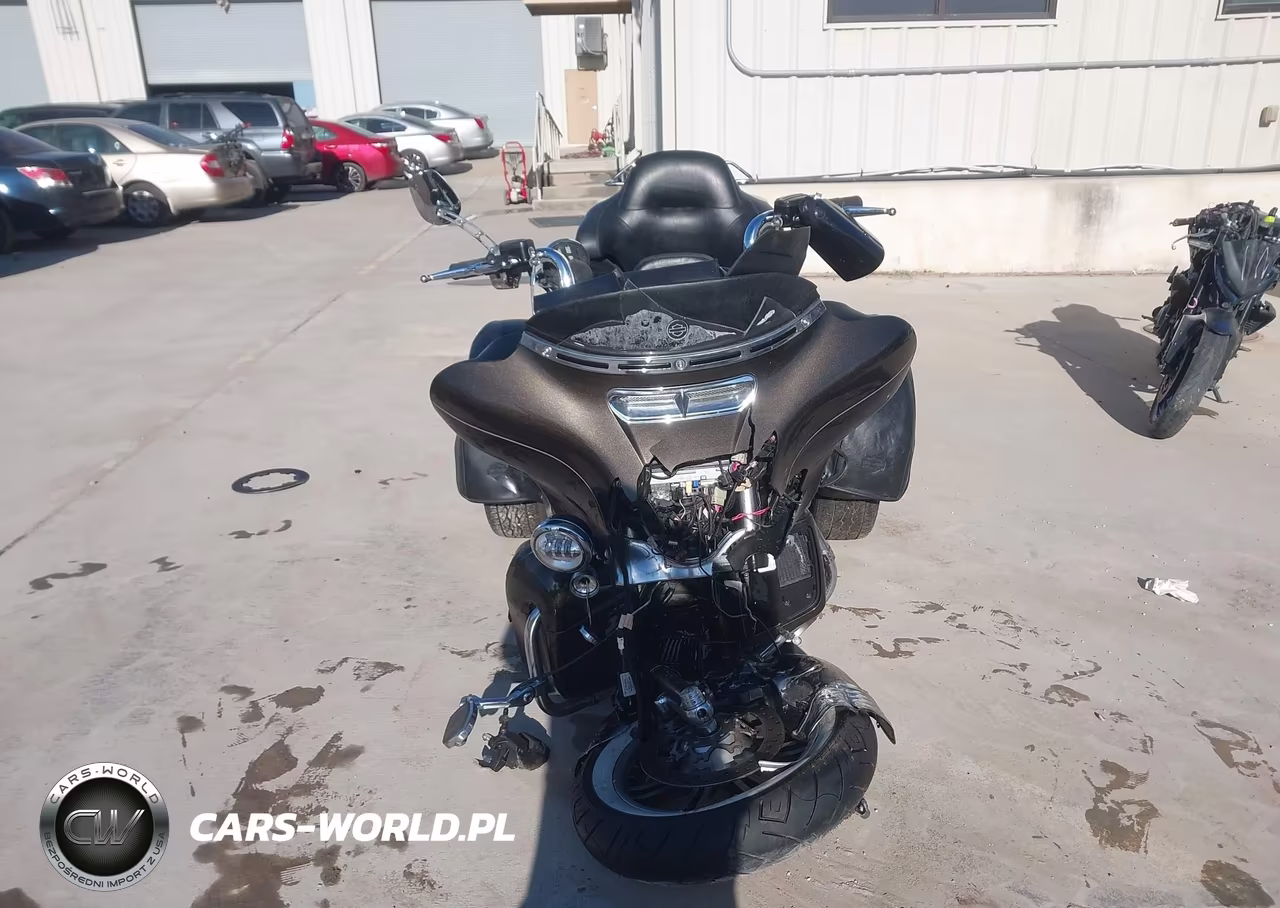 2020 Harley-Davidson Flhtcutg VIN:1HD1MAF15LB855038 - 5