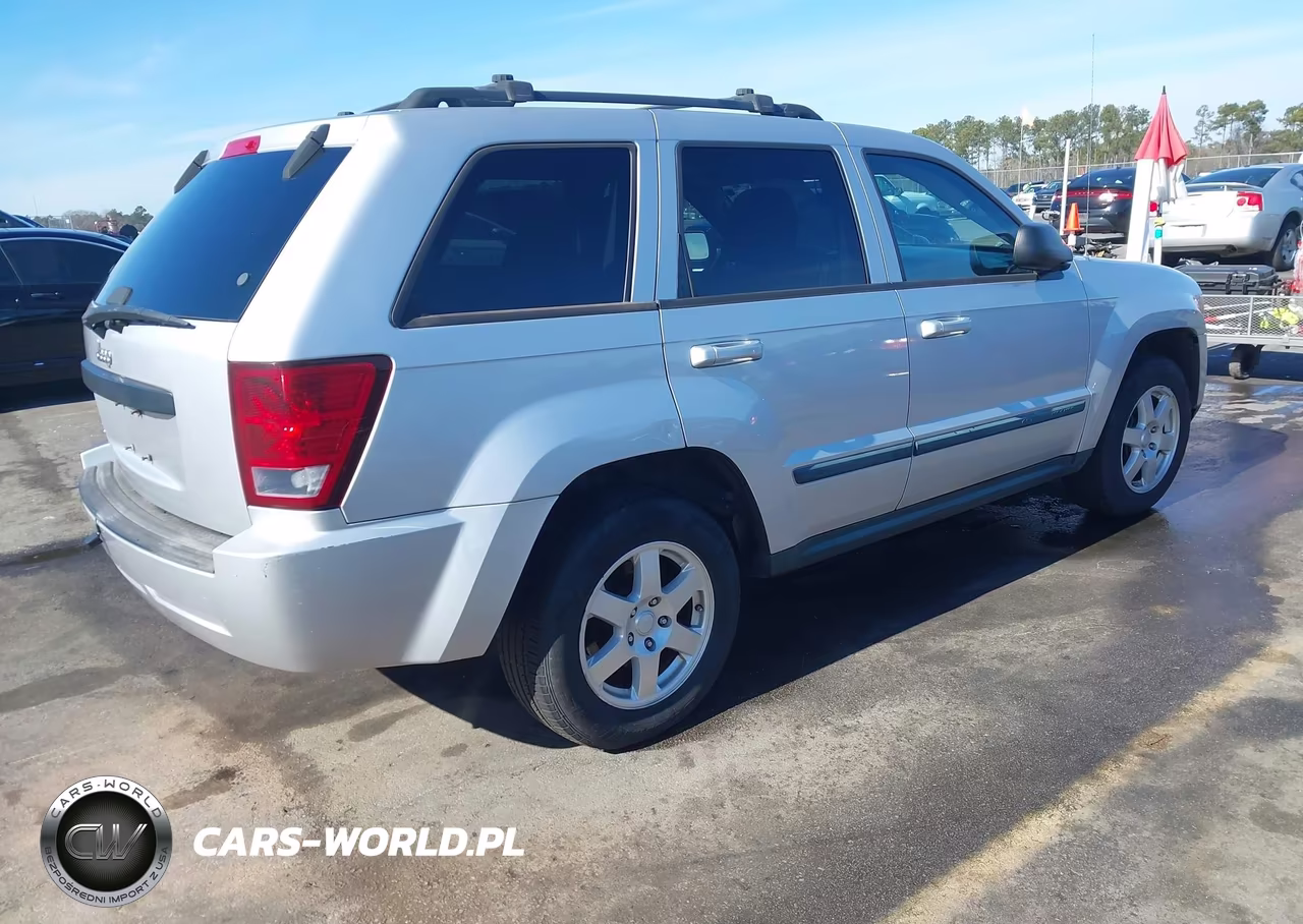 2008 Jeep Grand Cherokee Laredo VIN:1J8GR48K48C229219 - 4