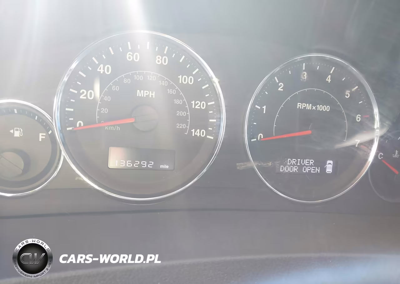 2008 Jeep Grand Cherokee Laredo VIN:1J8GR48K48C229219 - 7