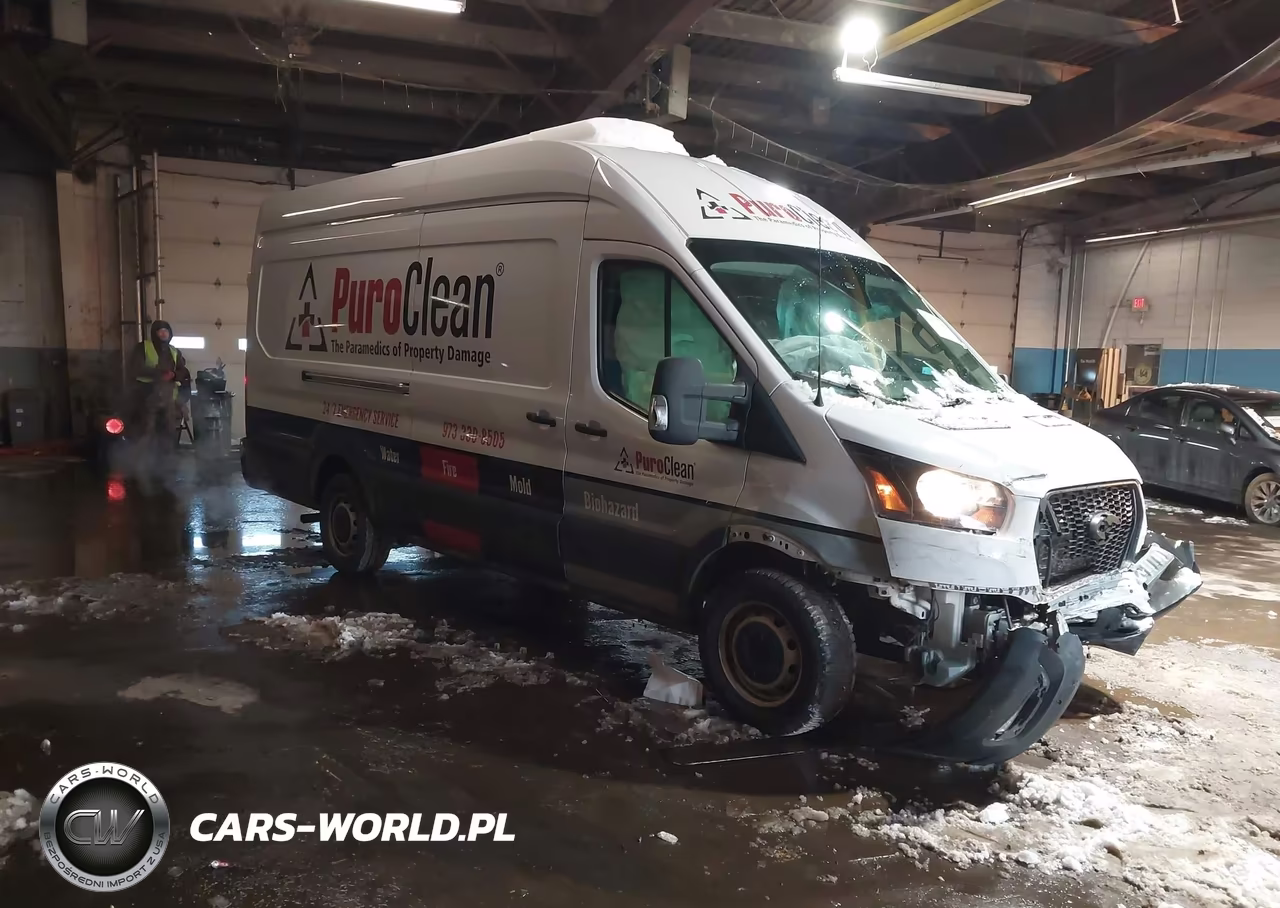 2022 Ford Transit-250 Cargo Van