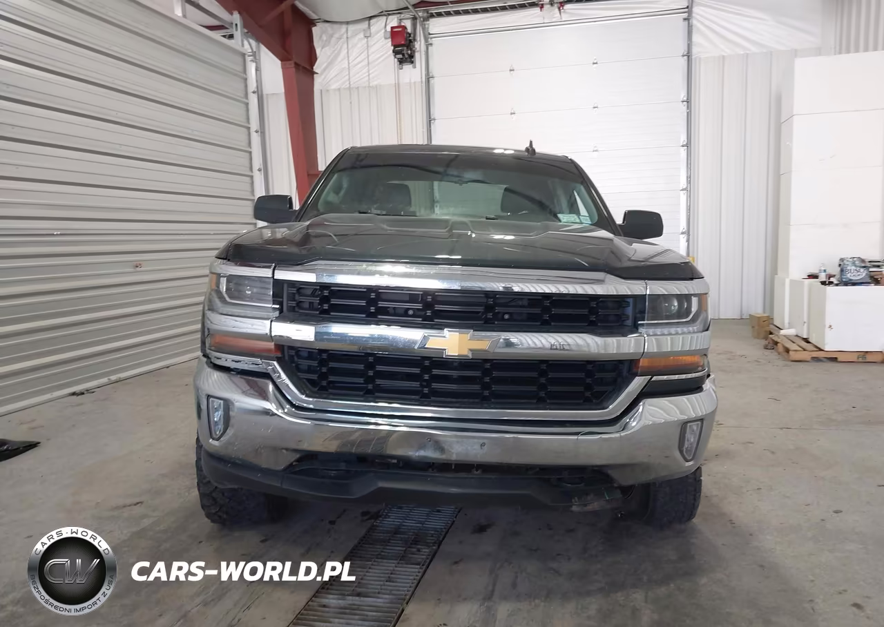 2018 Chevrolet Silverado 1500 1Lt VIN:3GCUKREH8JG452371 - 12