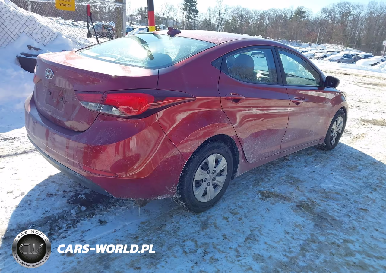 2016 Hyundai Elantra Se VIN:5NPDH4AE6GH752665 - 4