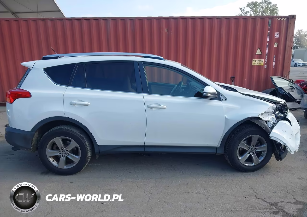2015 Toyota Rav4 Xle VIN:JTMWFREV4FJ041980 - 13