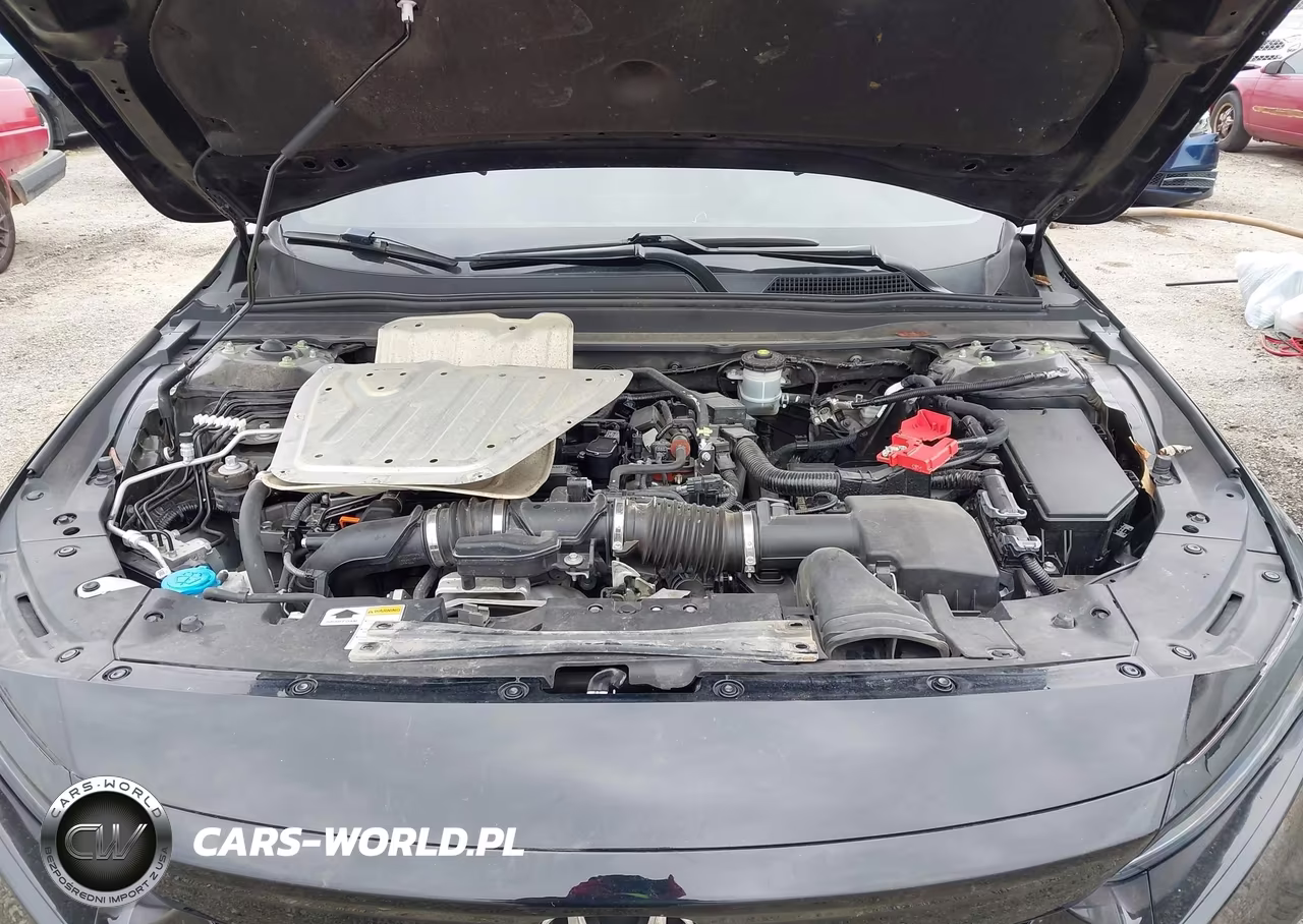 2018 Honda Accord Sport VIN:1HGCV1F3XJA048110 - 10
