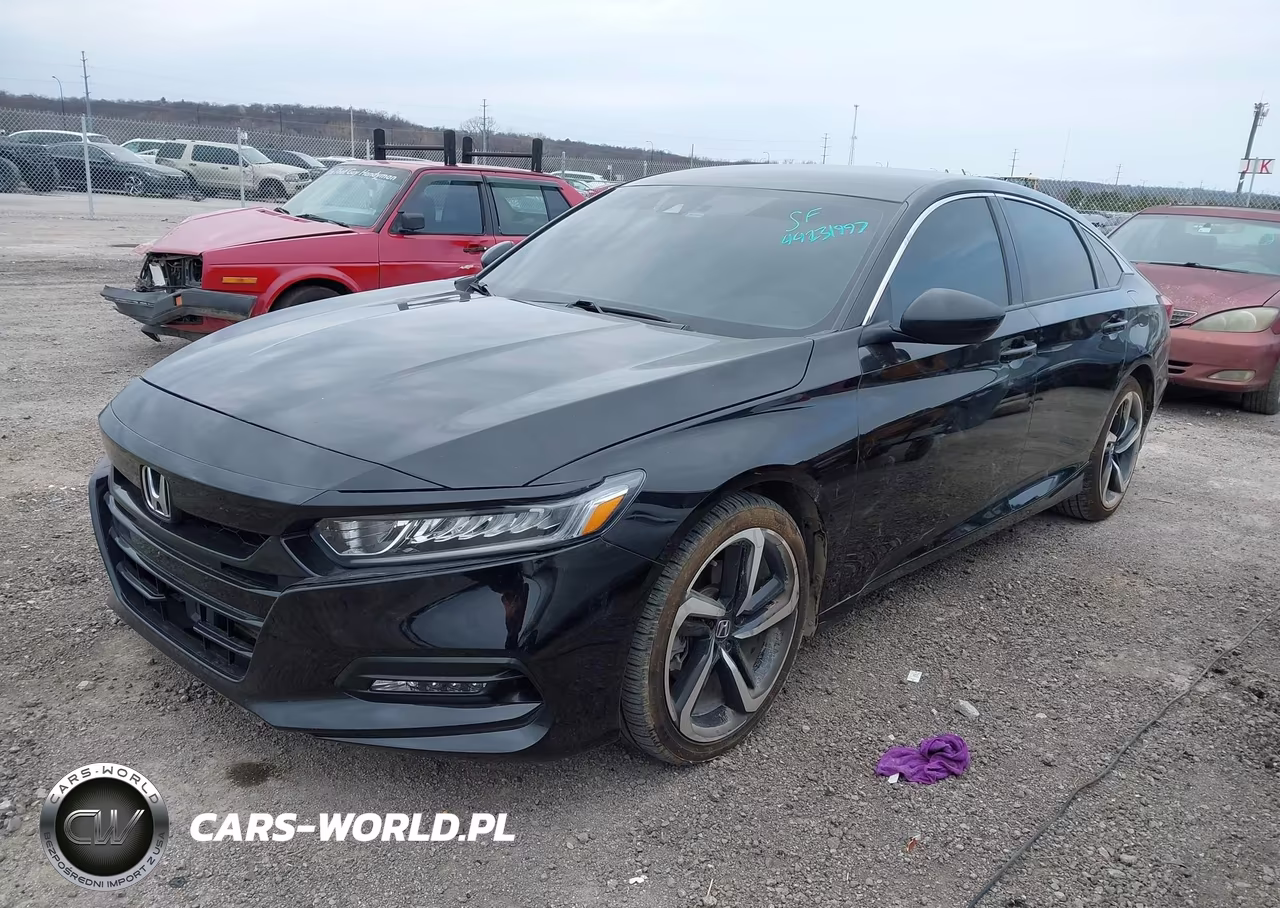 2018 Honda Accord Sport VIN:1HGCV1F3XJA048110 - 2