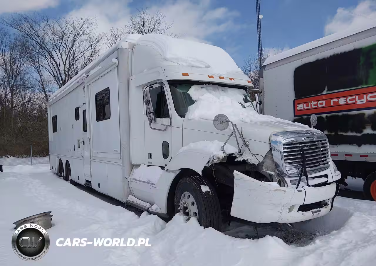 2002 Freightliner Conventional Columbia