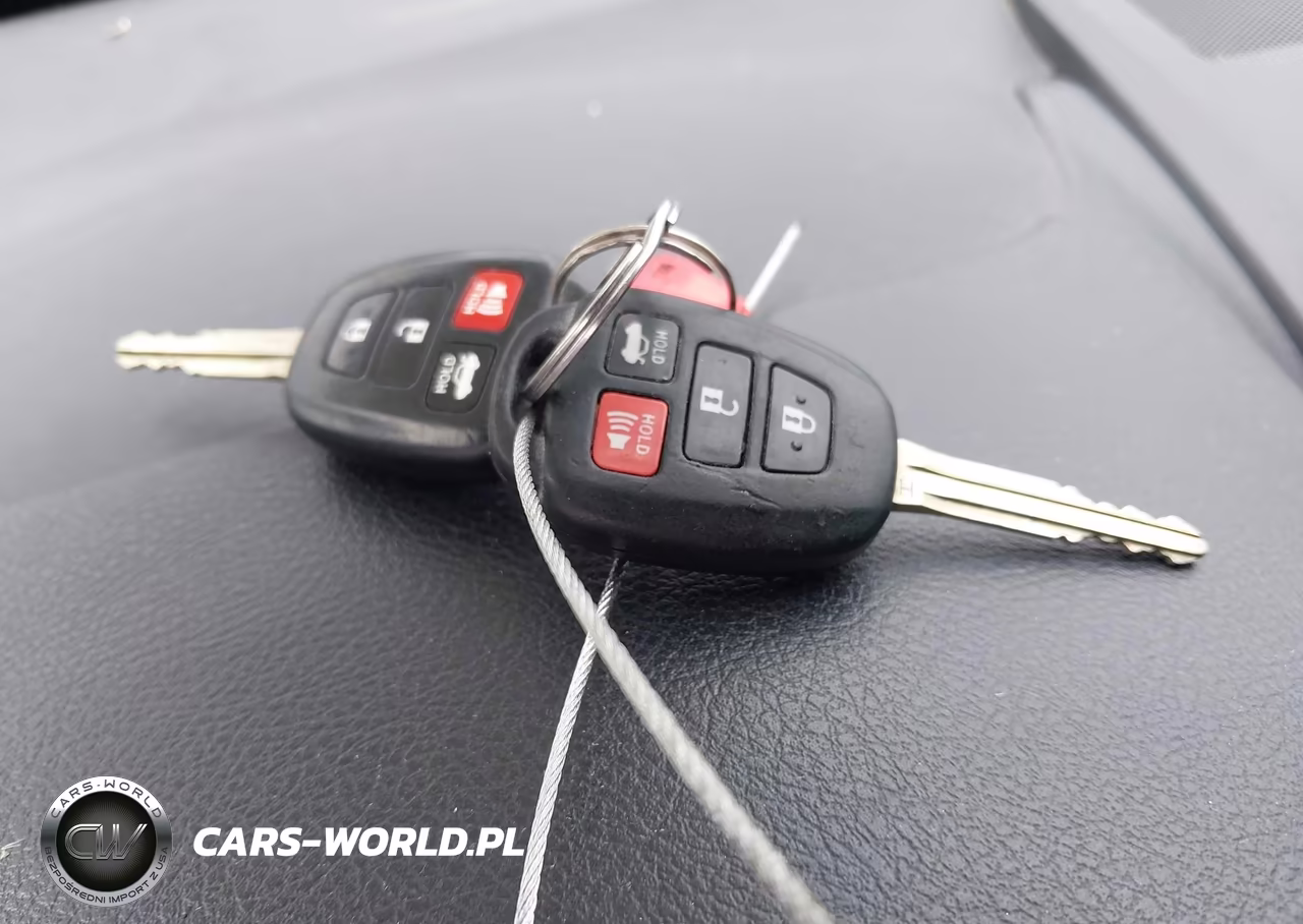 2017 Toyota Camry Le VIN:4T1BF1FK0HU800500 - 11