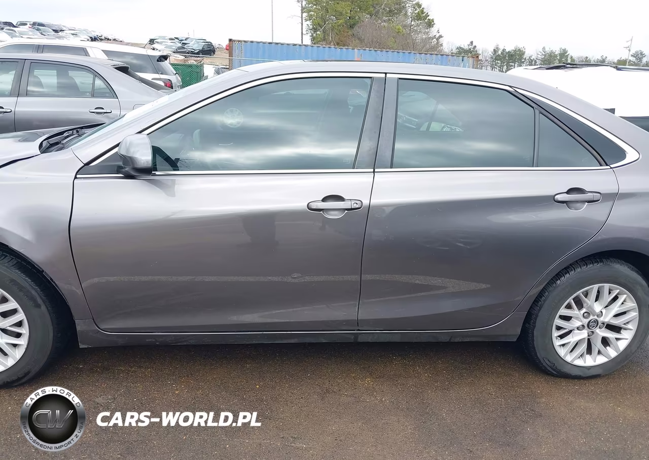2017 Toyota Camry Le VIN:4T1BF1FK0HU800500 - 15