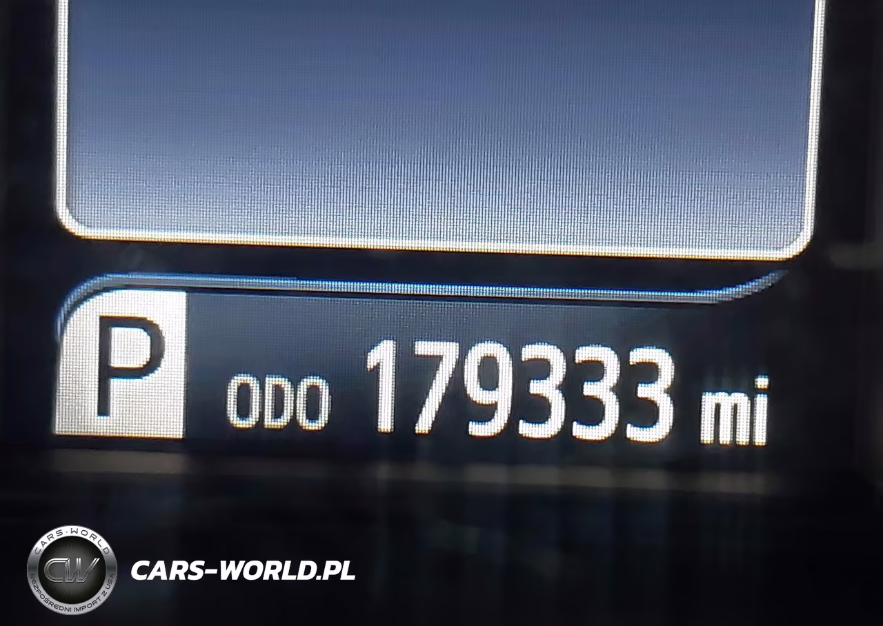 2017 Toyota Camry Le VIN:4T1BF1FK0HU800500 - 16