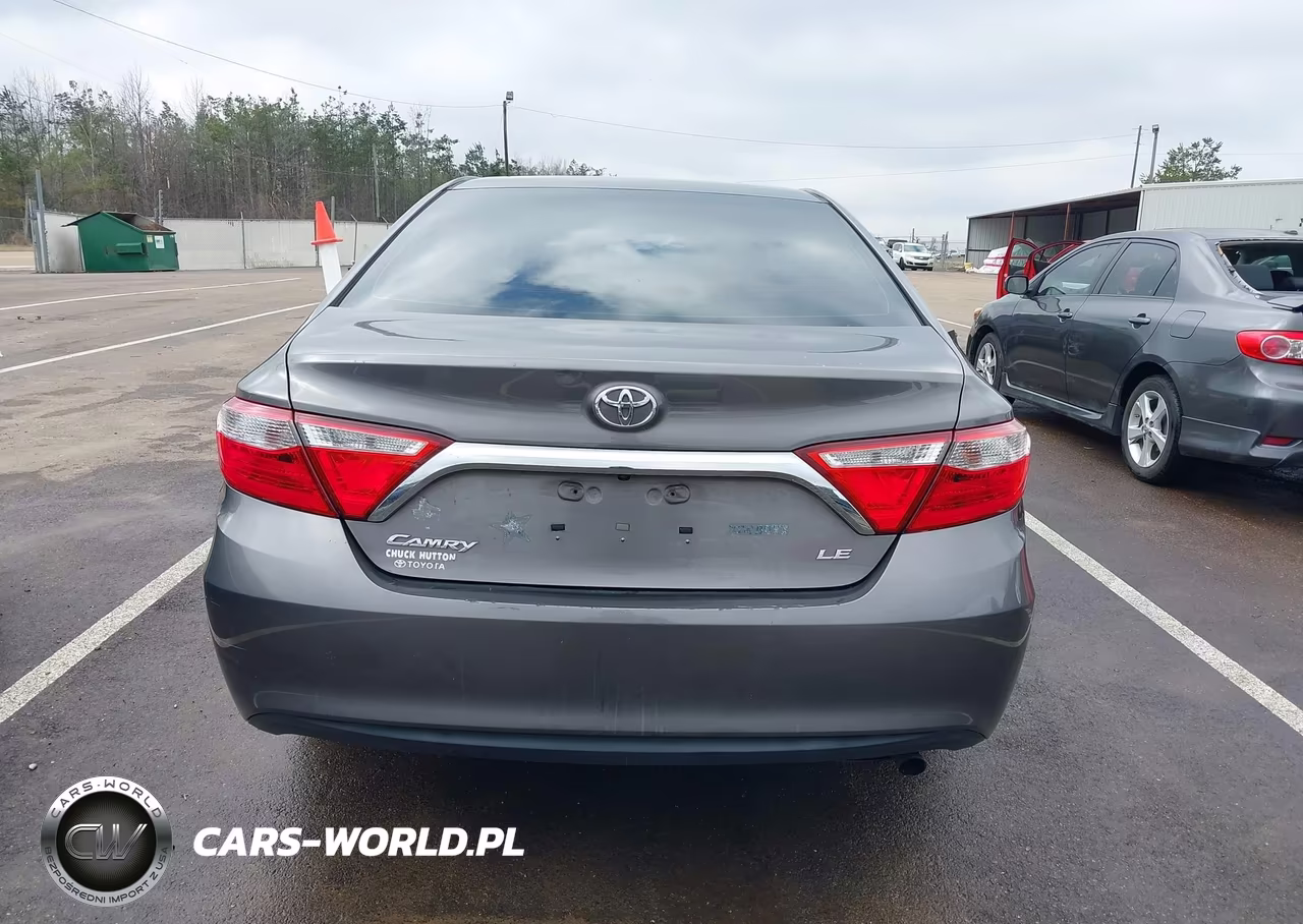 2017 Toyota Camry Le VIN:4T1BF1FK0HU800500 - 17