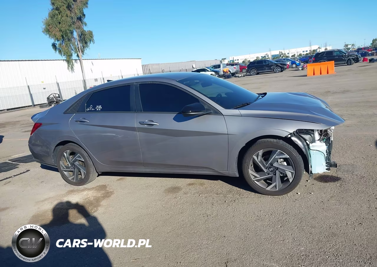 2025 Hyundai Elantra Sel Sport VIN:KMHLM4DGXSU910360 - 14