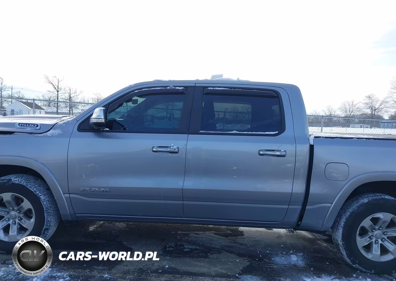 2021 Ram 1500 Laramie VIN:1C6SRFJT7MN751963 - 14