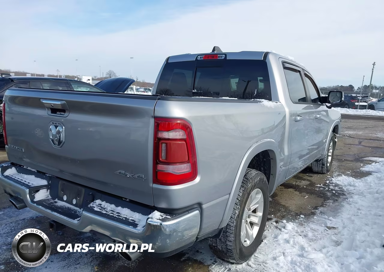 2021 Ram 1500 Laramie VIN:1C6SRFJT7MN751963 - 4