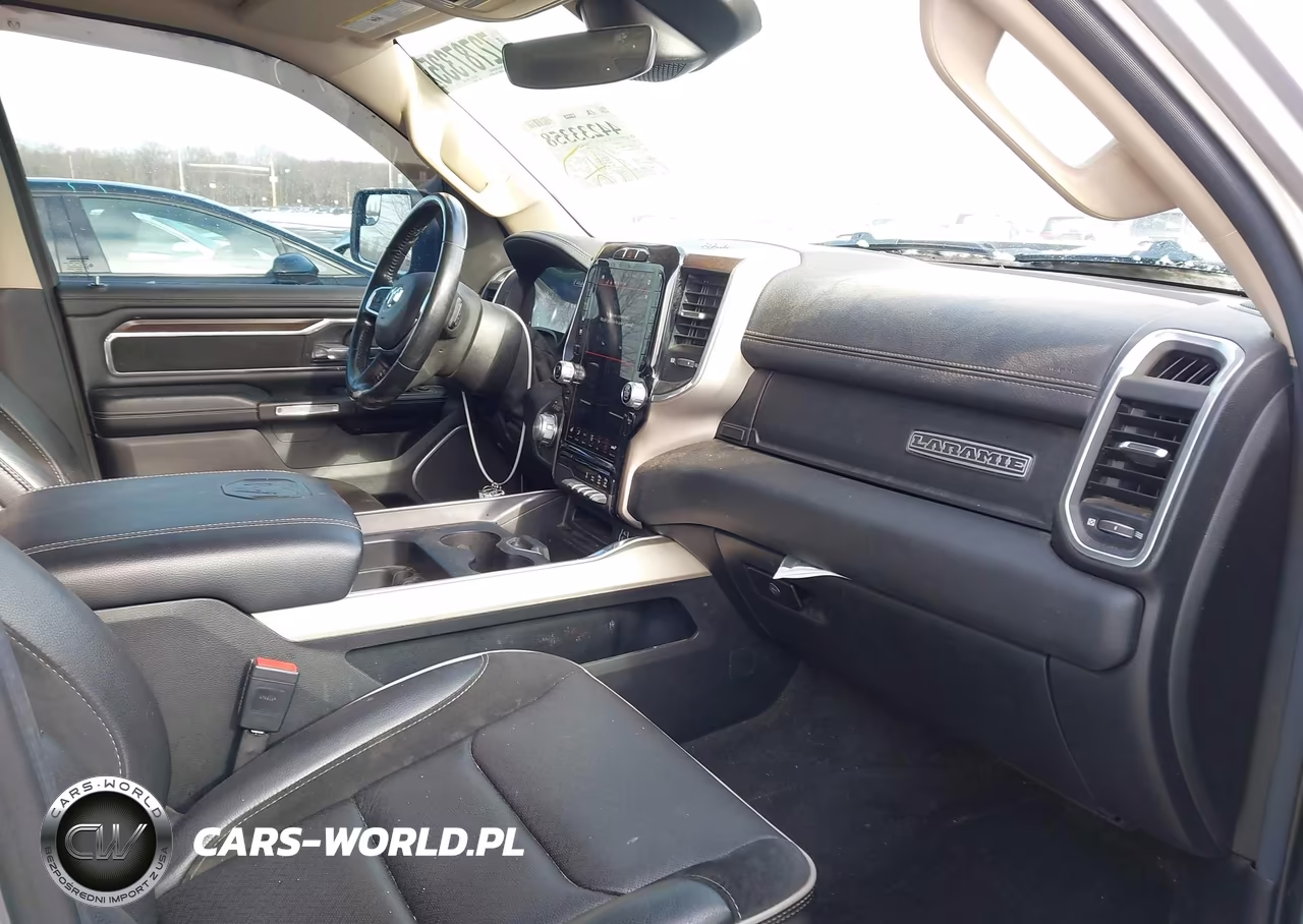 2021 Ram 1500 Laramie VIN:1C6SRFJT7MN751963 - 5