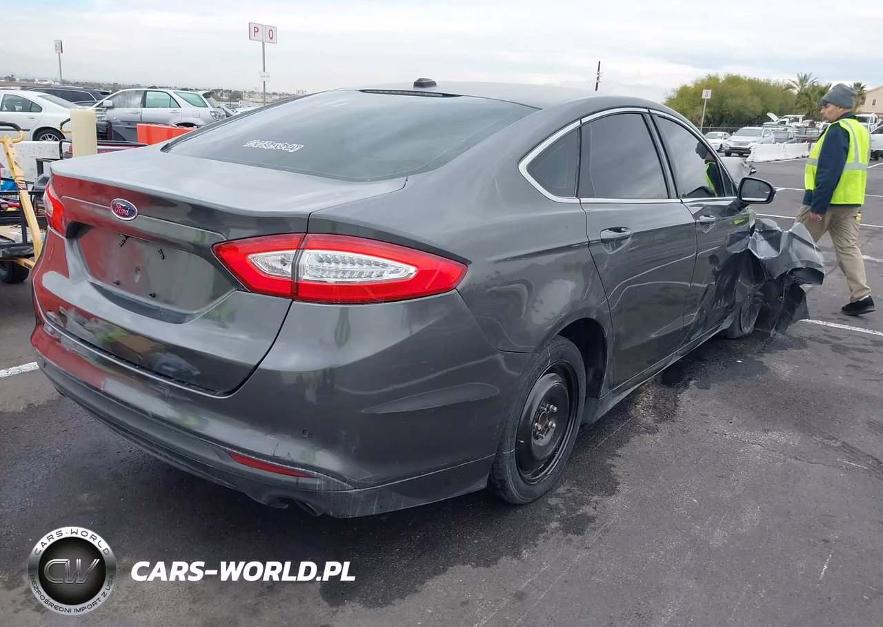 2016 Ford Fusion Se VIN:3FA6P0HD7GR281694 - 4