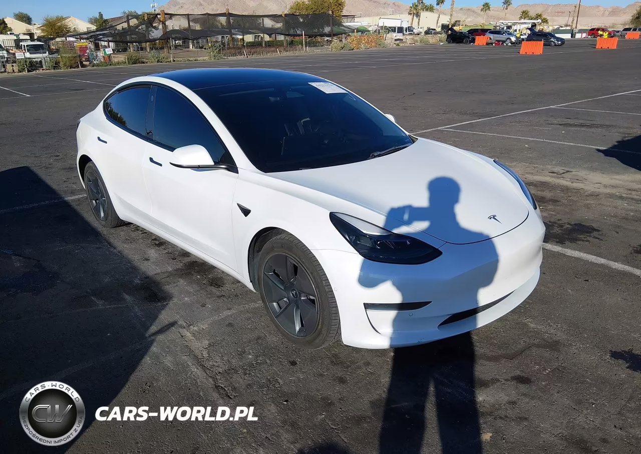 2022 Tesla Model 3 Rear-Wheel Drive – zdjęcie 1 z 17