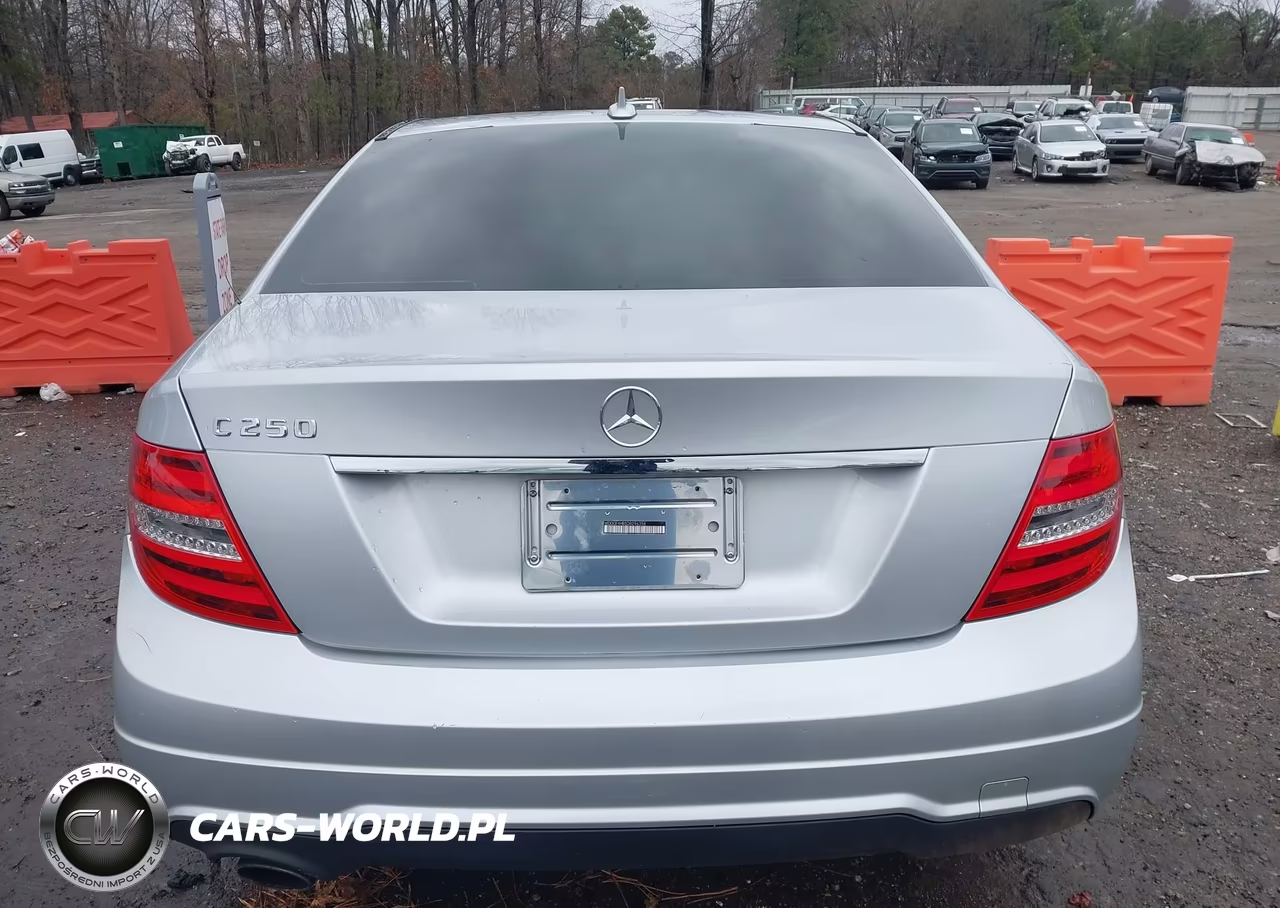 2013 Mercedes-Benz C 250 Sport VIN:WDDGF4HB5DR296358 - 16