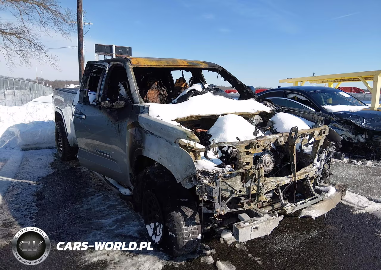 2024 Toyota Tundra Sr5 – zdjęcie 1 z 11