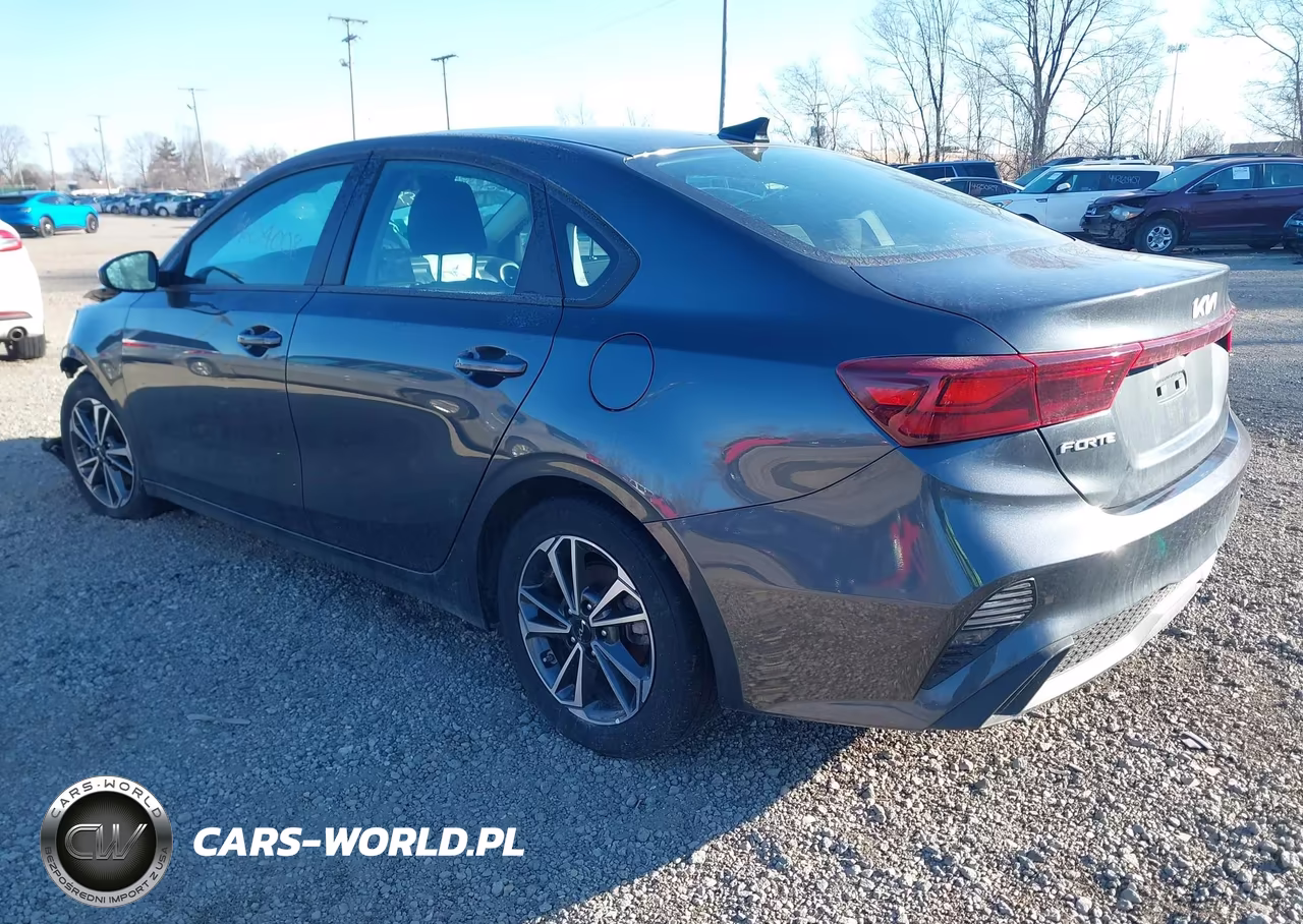 2024 Kia Forte Lxs VIN:3KPF24AD1RE829807 - 3