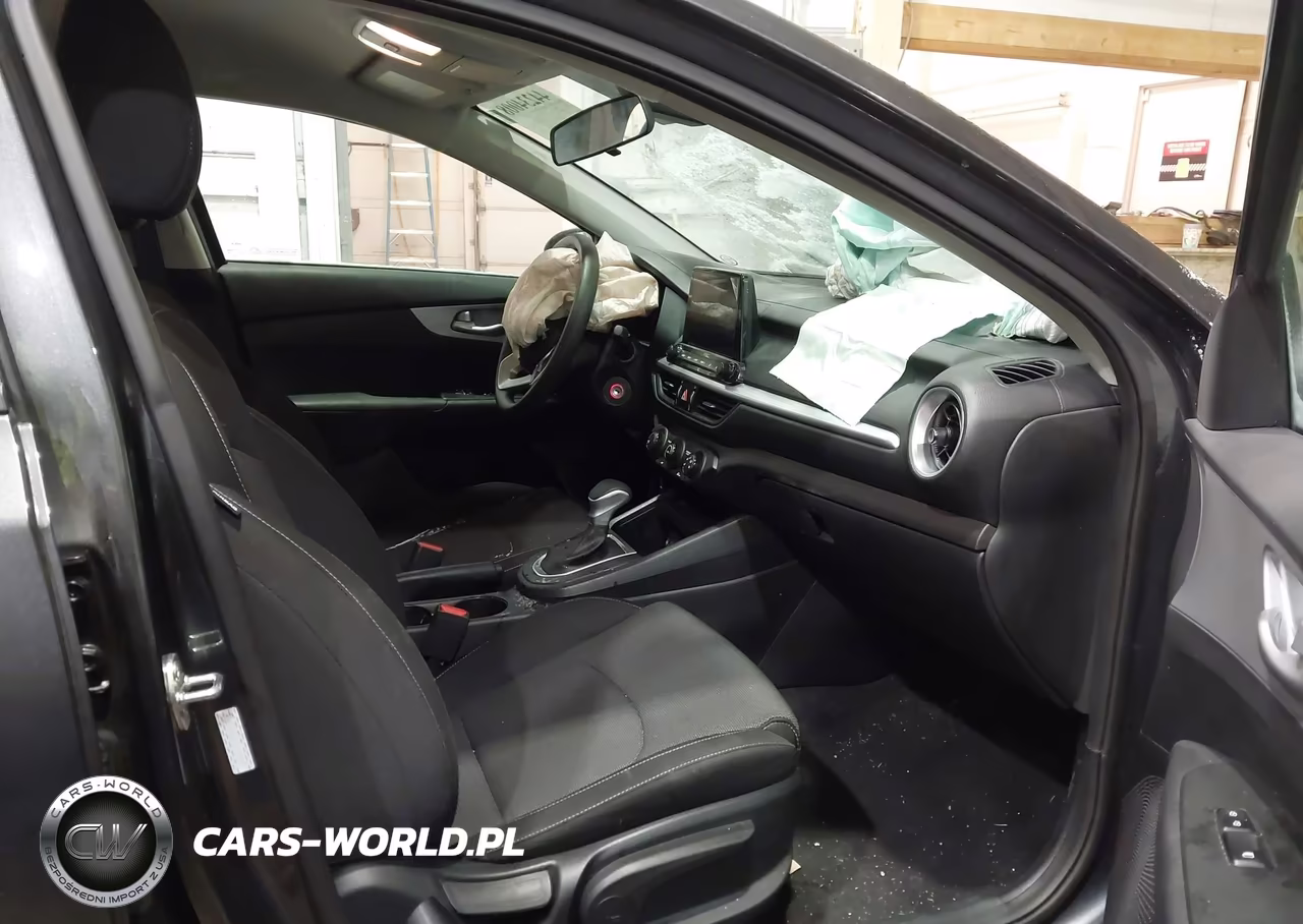 2024 Kia Forte Lxs VIN:3KPF24AD1RE829807 - 5