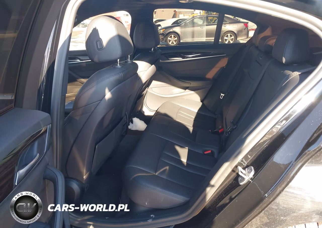 2019 BMW 530I xDrive VIN:WBAJA7C5XKG910330 - 8