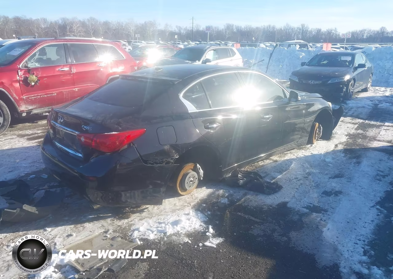2014 Infiniti Q50 Sport VIN:JN1BV7AR3EM698798 - 4