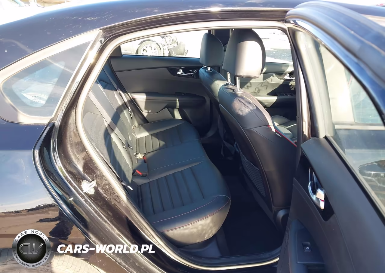 2022 Kia Forte Gt VIN:3KPF44AC1NE478151 - 8